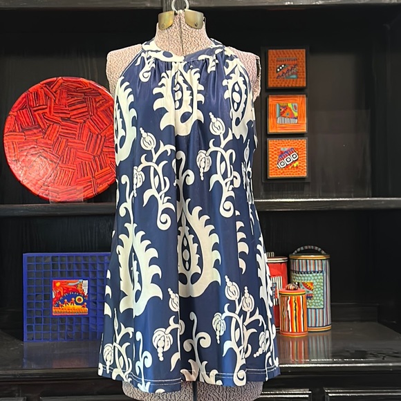 Blue And White Halter Style NecklineSleeveless Top By Love U Dear - Picture 1 of 5